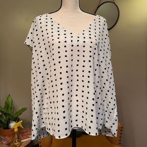 Polka dot Black and white blouse